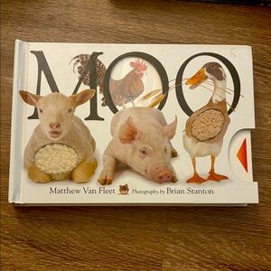 Interactive 'Moo' Children's Book with Animal Textures